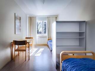 Хостелы Eurohostel Хельсинки Бюджетное спальное место в общем номере для мужчин с 2 кроватями и общей ванной комнатой-1
